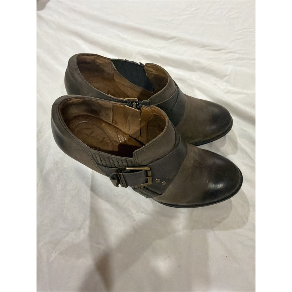 CLARKS Indigo Artisan Heath Woodlark Belted Buckle Ankle Boots Boho Punk Heel 7m - Picture 2 of 8